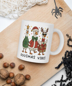 Alternative view of GOOSMAS VIBES MUG